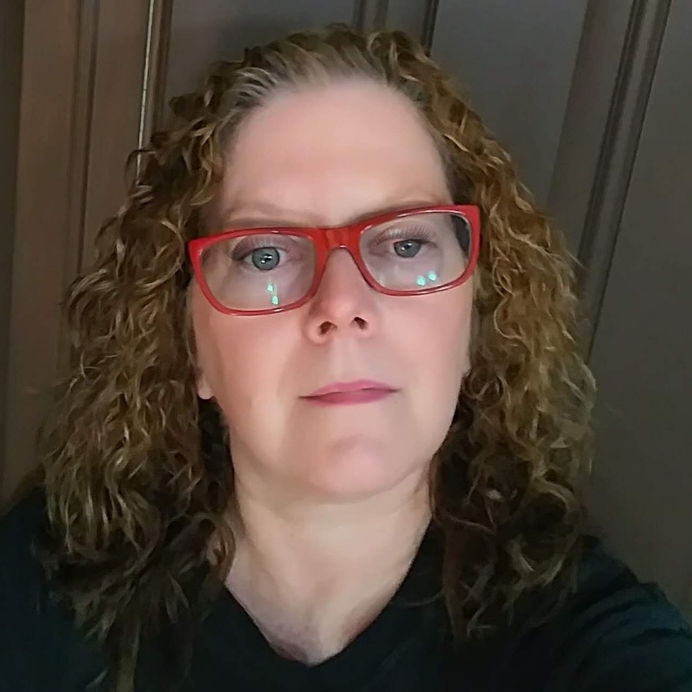 Meet your Posher, Michele